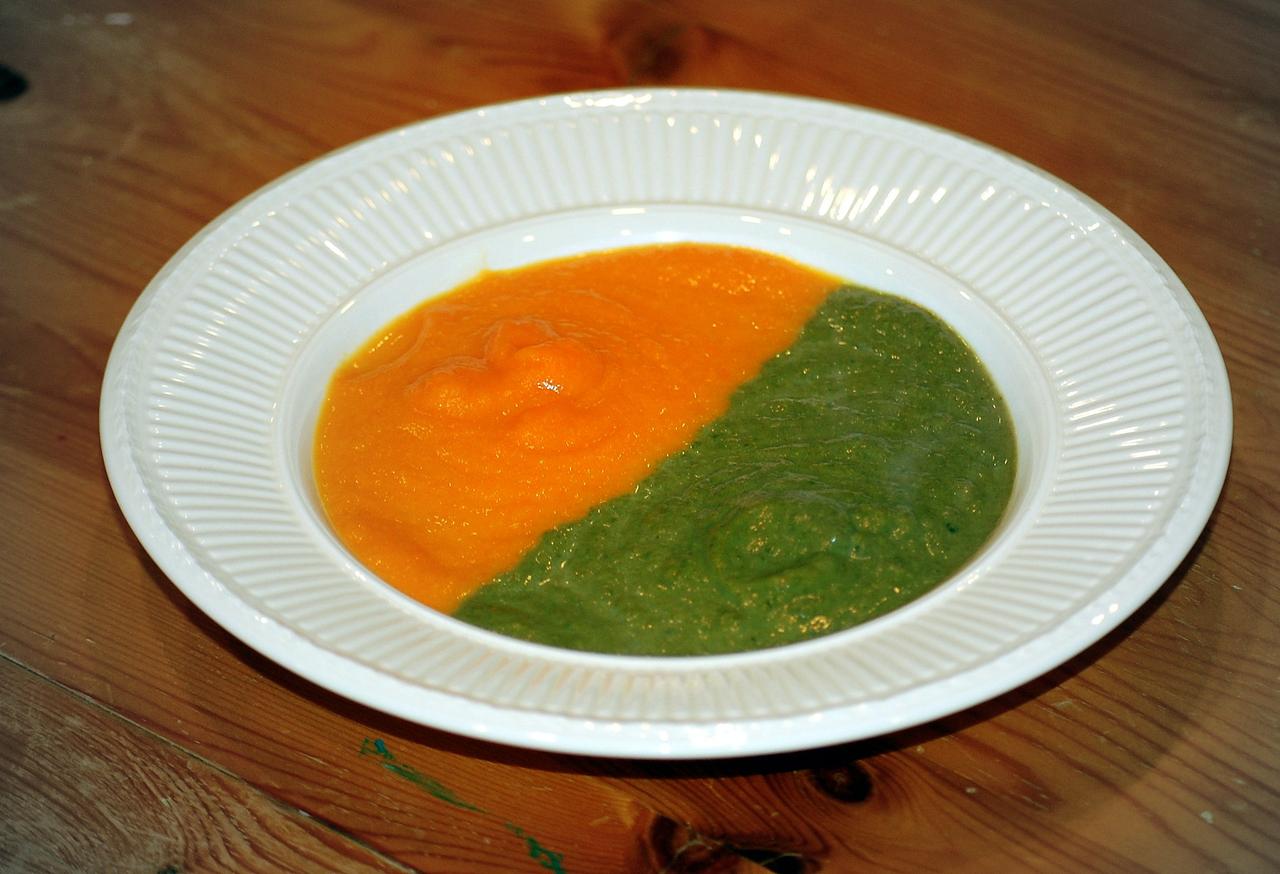 Carrot and pea soup