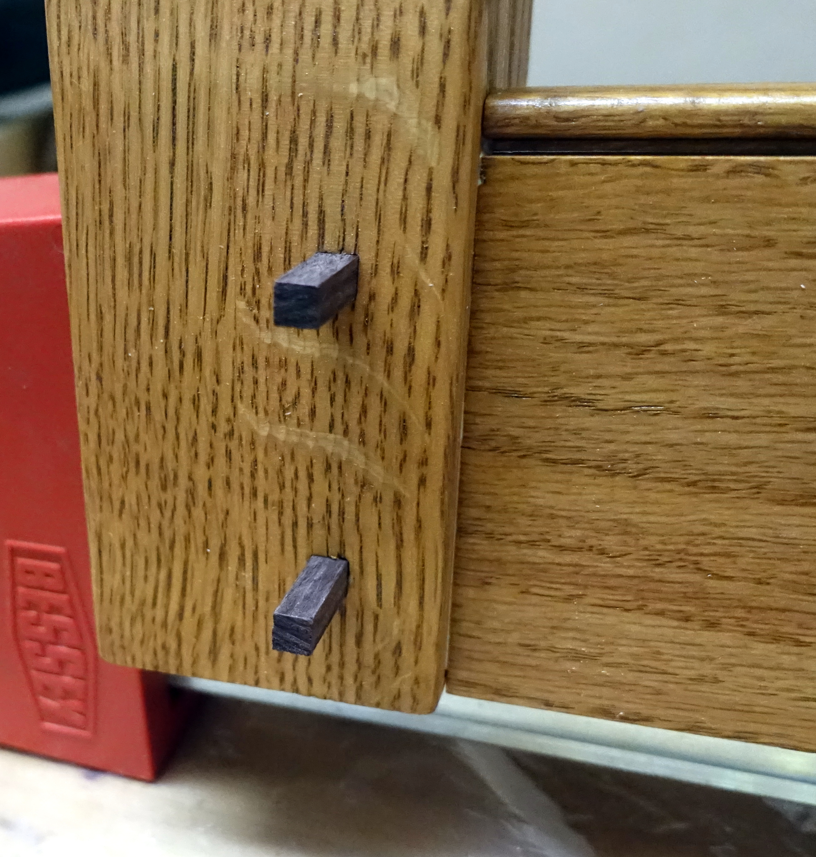 Apron pins