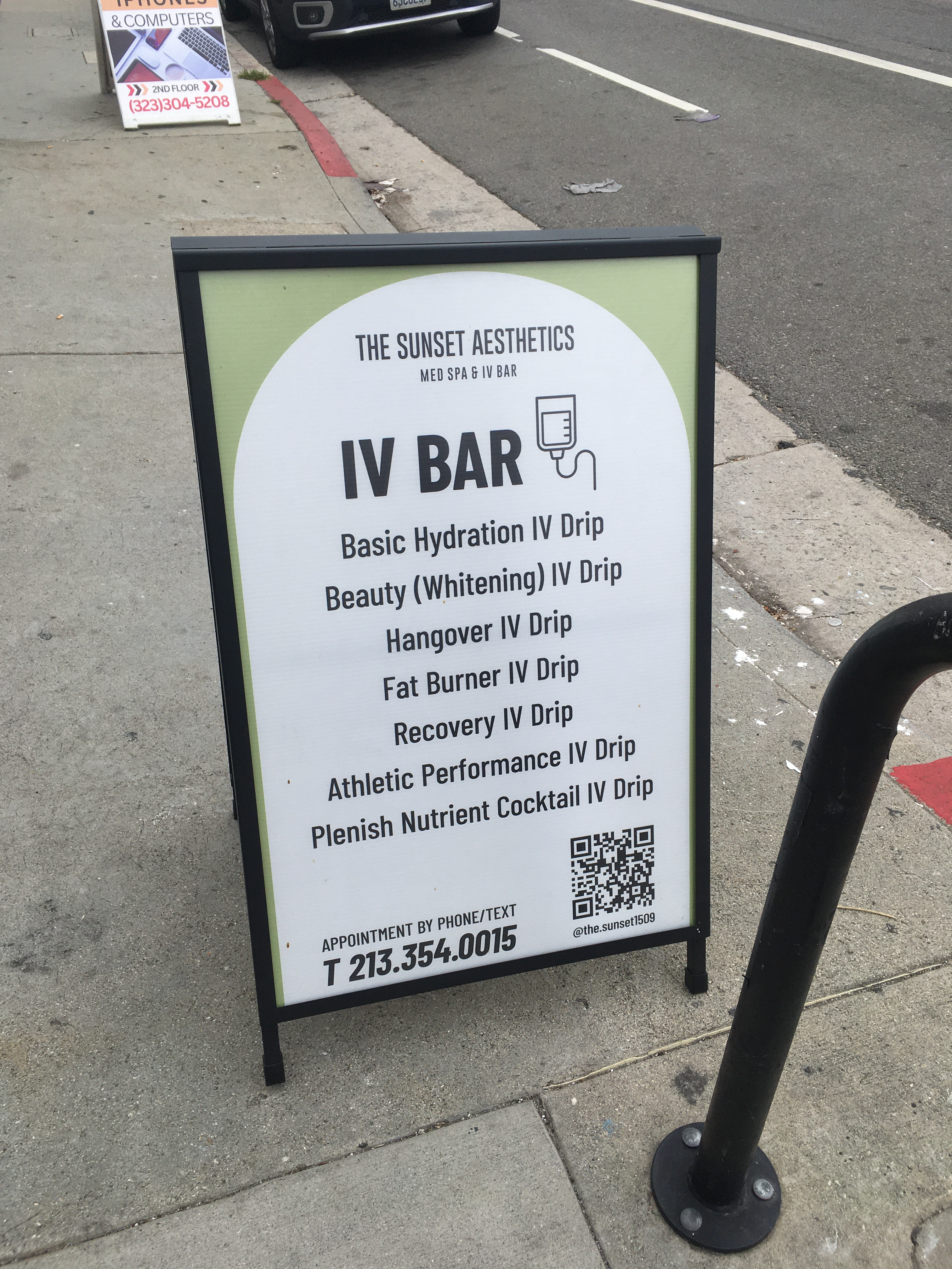 LA IV Bar